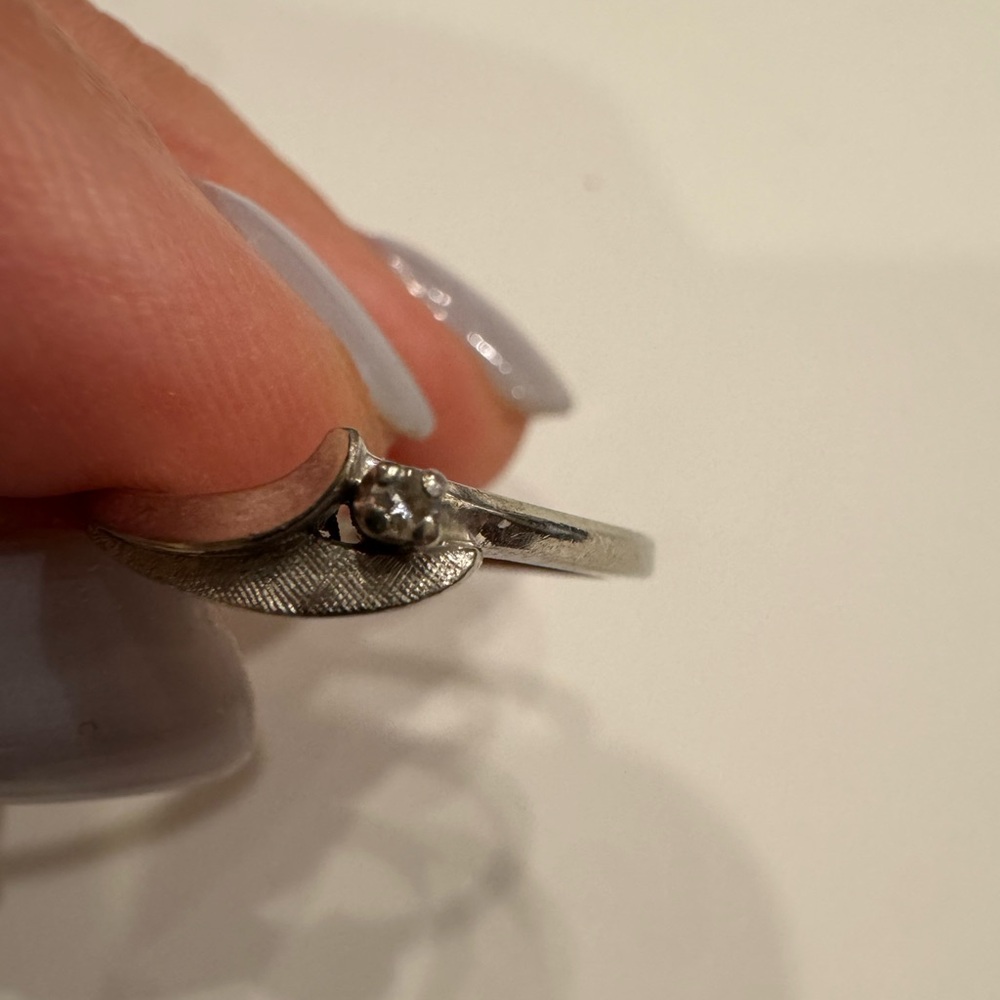 ✨ Authentic 1920s Art Deco 18K Gold Diamond Engagement Ring | Medallion ✨